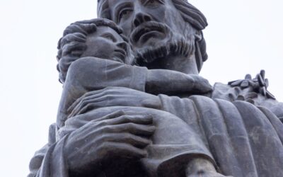 A Quiet Love That Stays: Saint Joseph and the Courage of Tenderness